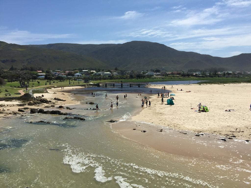 Villachad Guesthouse Kleinmond Eksteriør billede